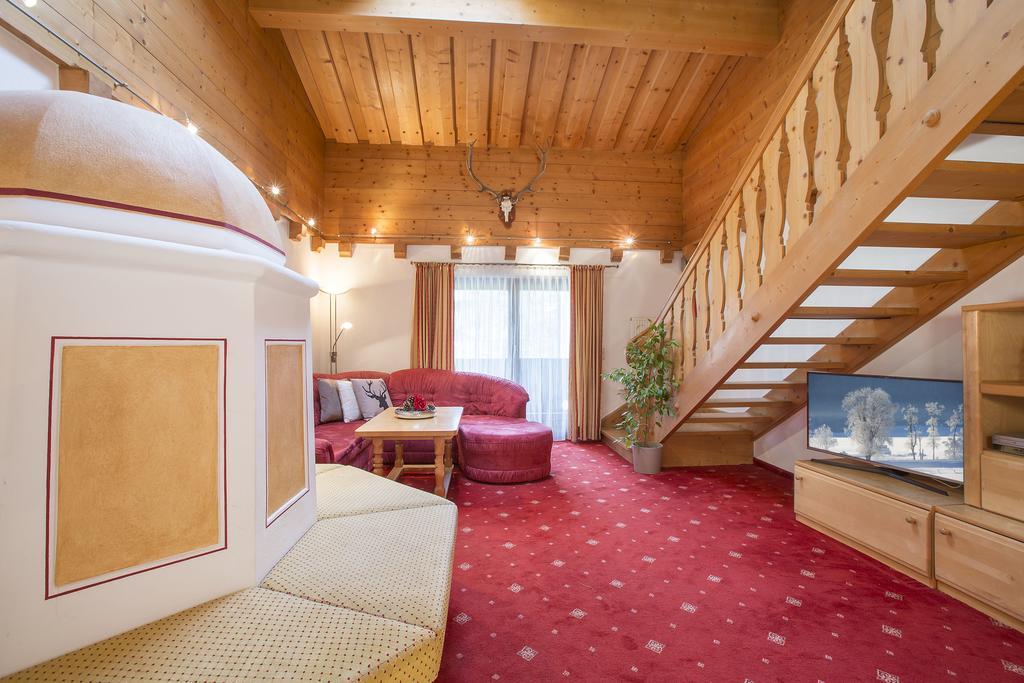 Landhaus Zirmhof Saalbach-Hinterglemm Rum bild